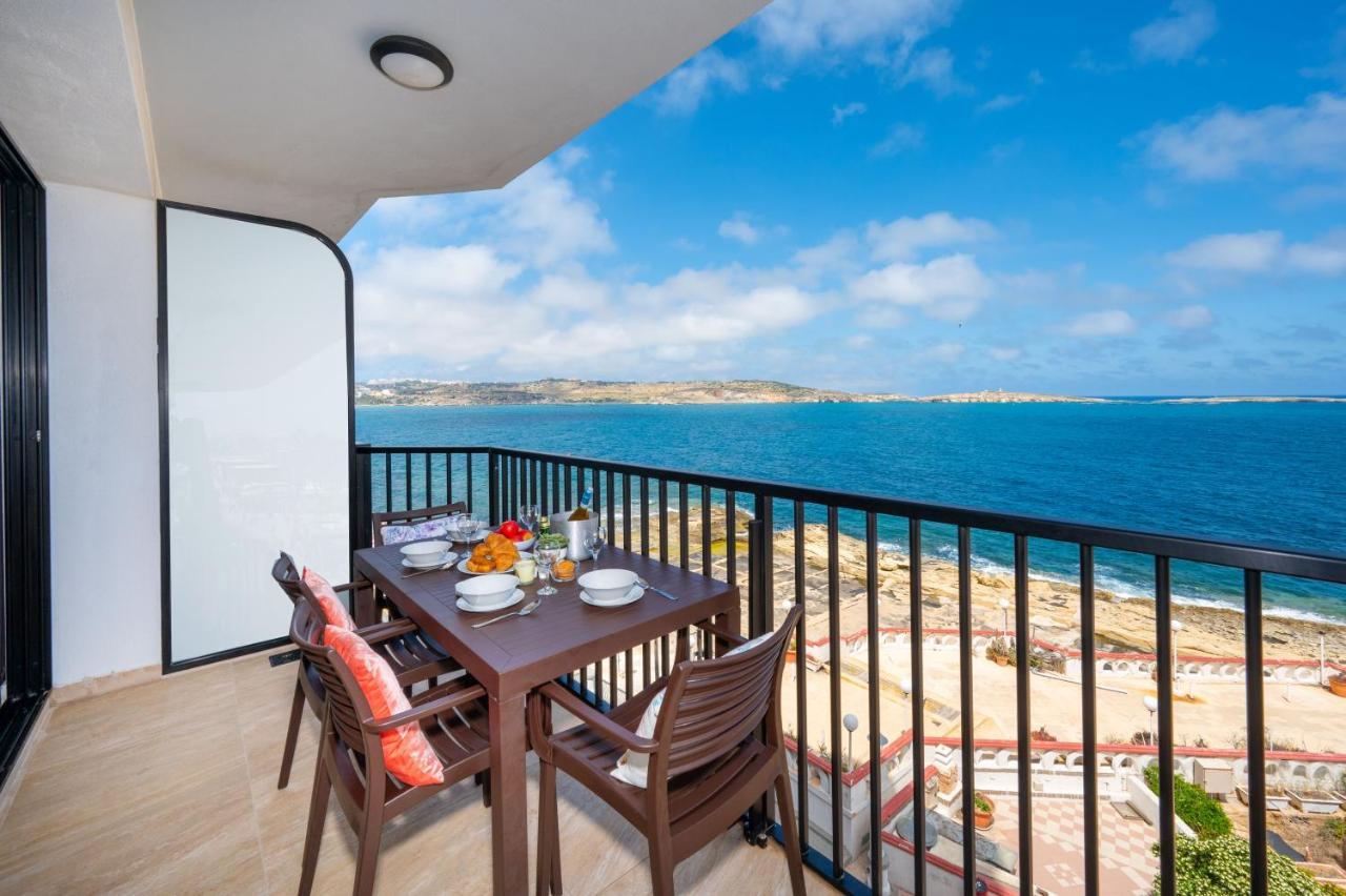 Islet Promenade Seafront Apartment With Large Corner Terrace By Getawaysmalta Сент-Полс-Бей Экстерьер фото