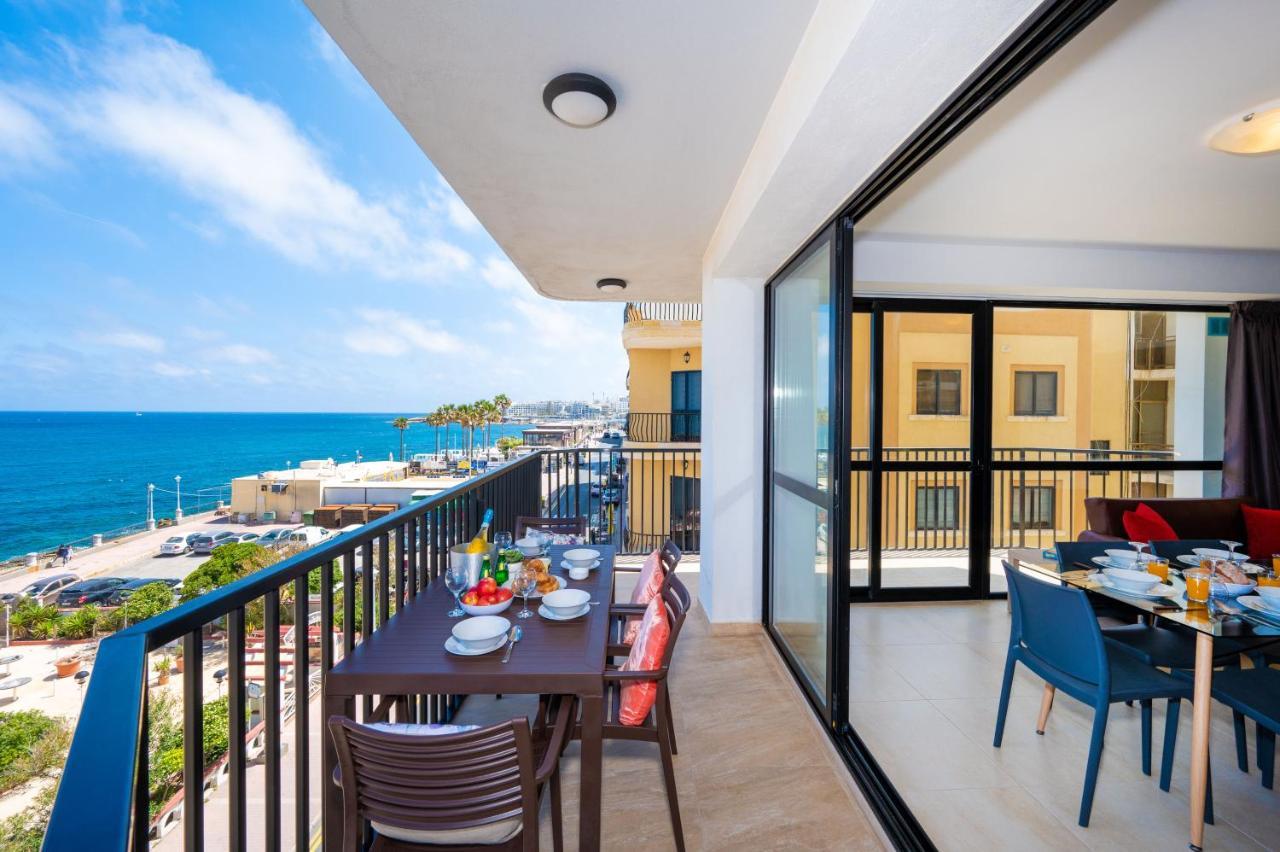 Islet Promenade Seafront Apartment With Large Corner Terrace By Getawaysmalta Сент-Полс-Бей Экстерьер фото