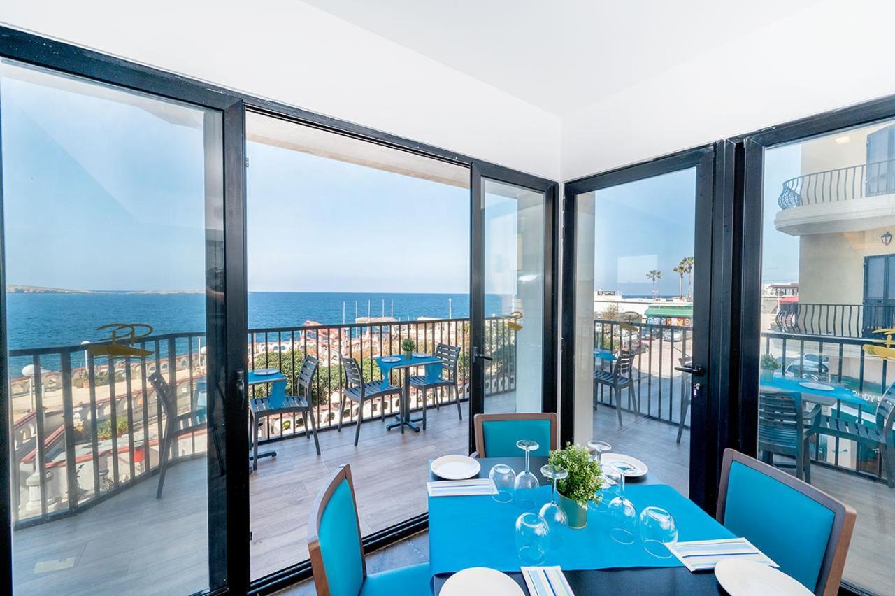 Islet Promenade Seafront Apartment With Large Corner Terrace By Getawaysmalta Сент-Полс-Бей Экстерьер фото